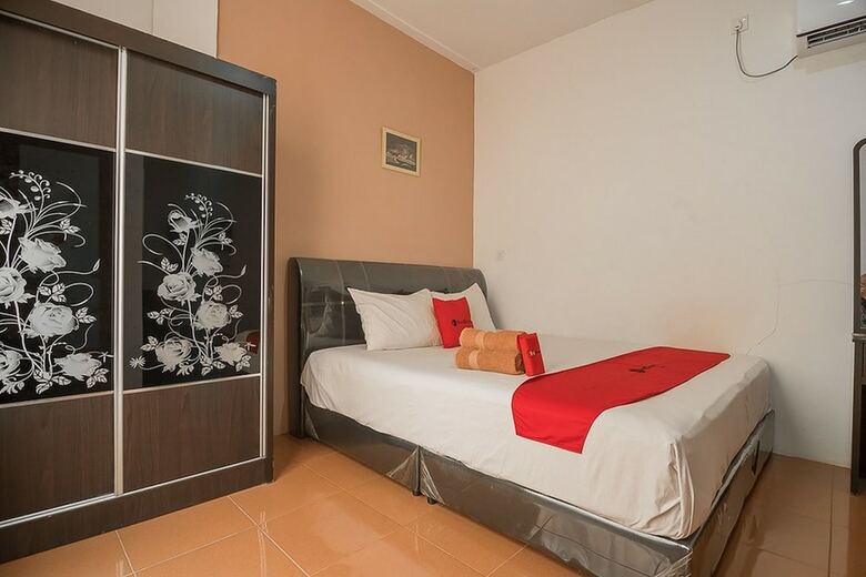 Hotel Reddoorz @ Batam Center 2