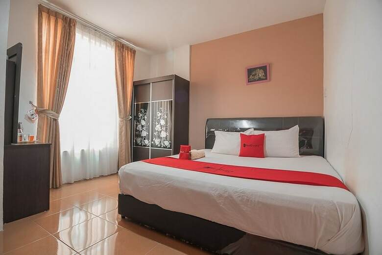 Hotel Reddoorz @ Batam Center 2