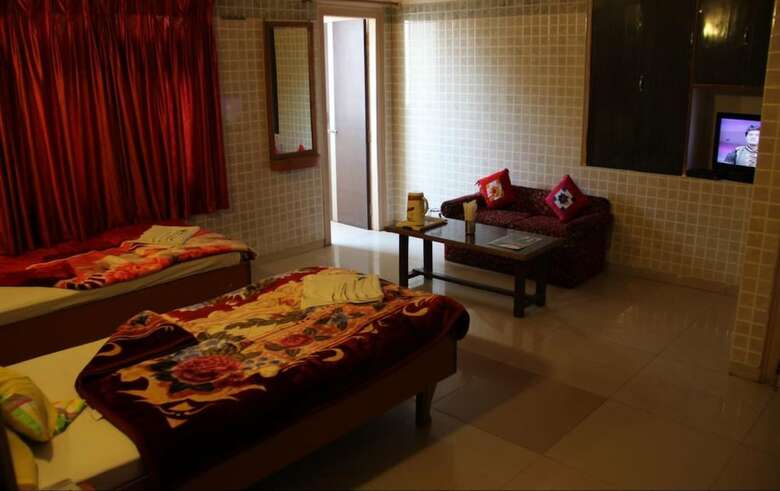 Raj Mahal Hotel