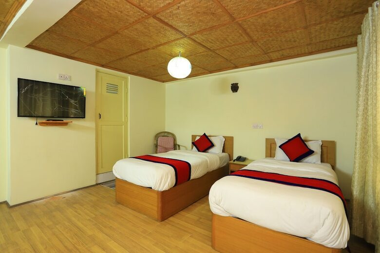 Oyo 326 Sweet Home Hotel