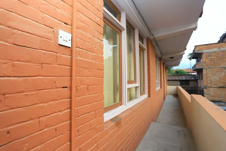 Oyo 326 Sweet Home Hotel