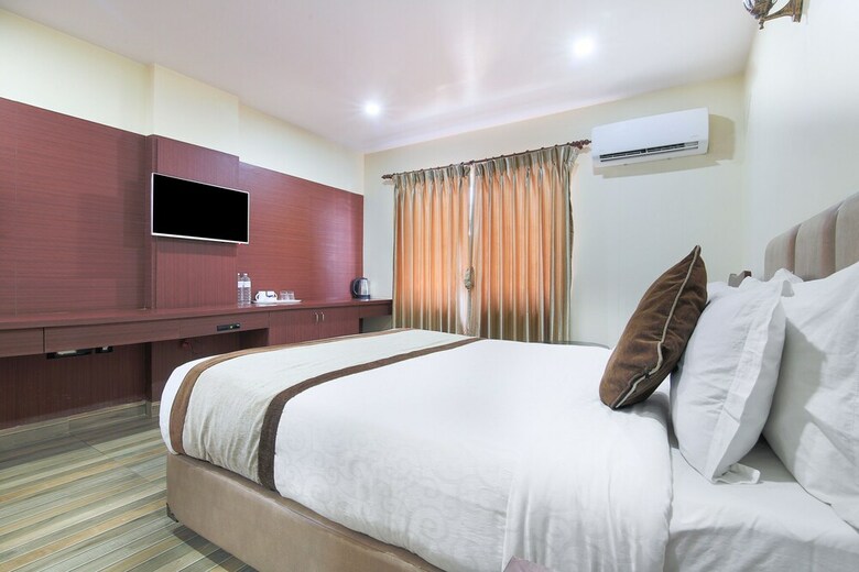 Oyo 461 Hotel Holiday Home