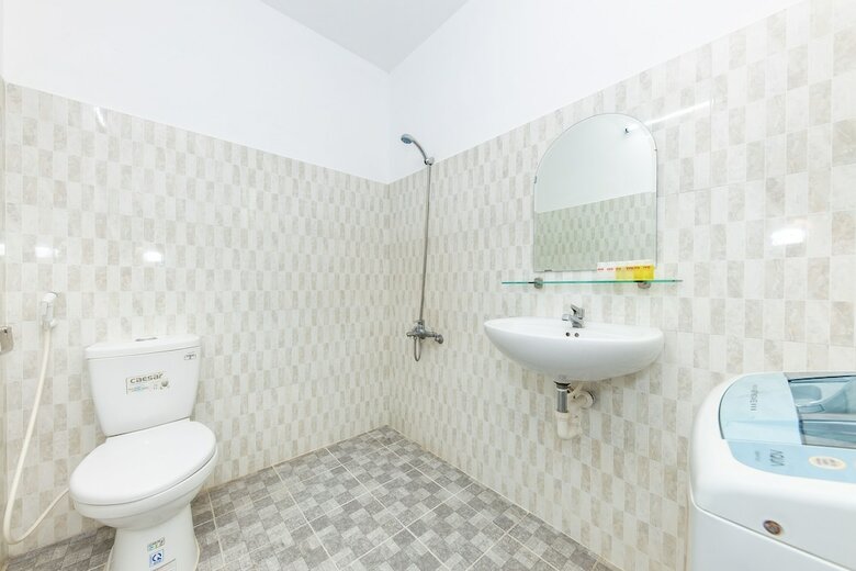 Hotel Oyo 223 May House