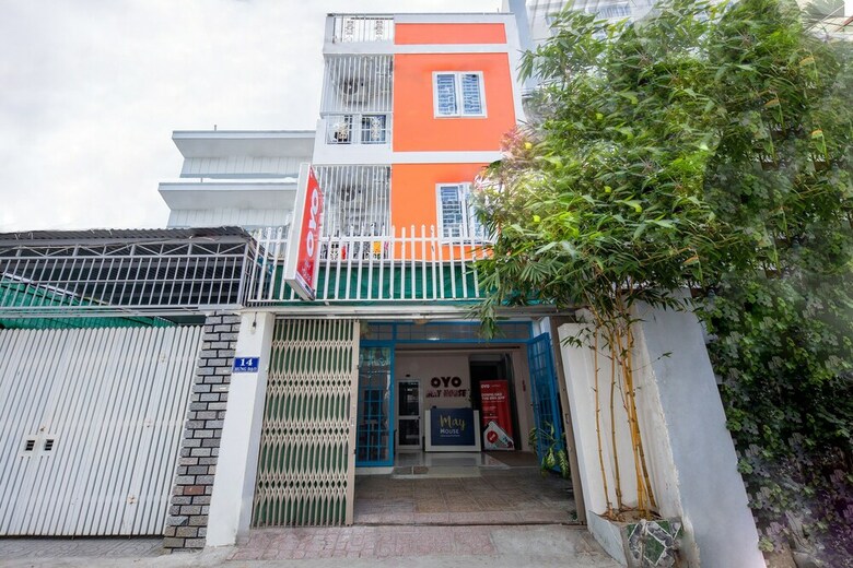 Hotel Oyo 223 May House