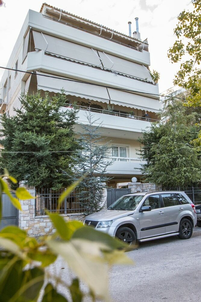 Krystal Apartment