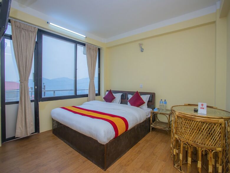 Oyo 460 Hotel Landmark