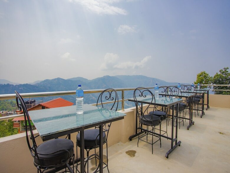 Oyo 460 Hotel Landmark
