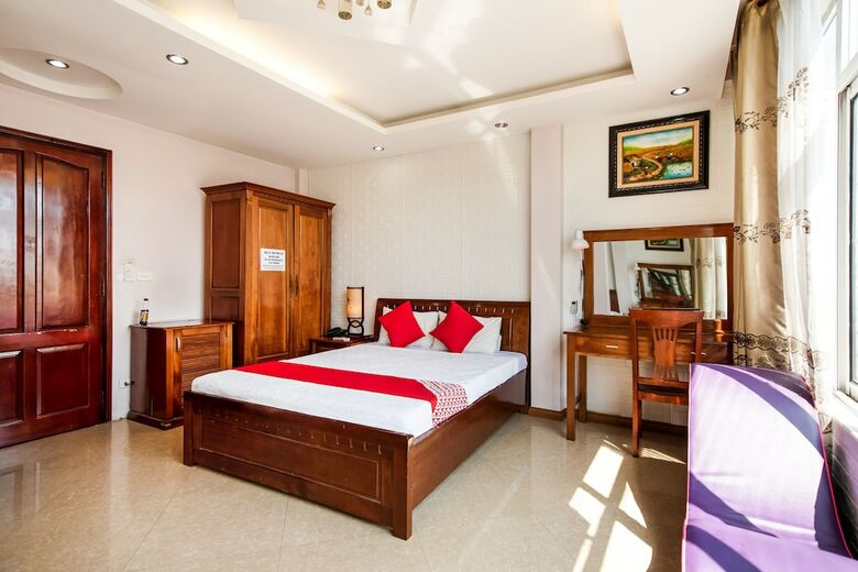 Oyo 434 Hoang Long Hotel