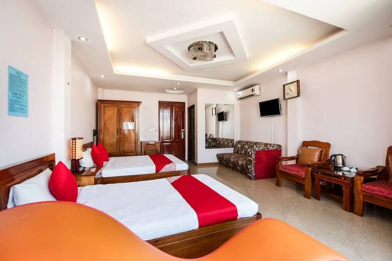 Oyo 434 Hoang Long Hotel