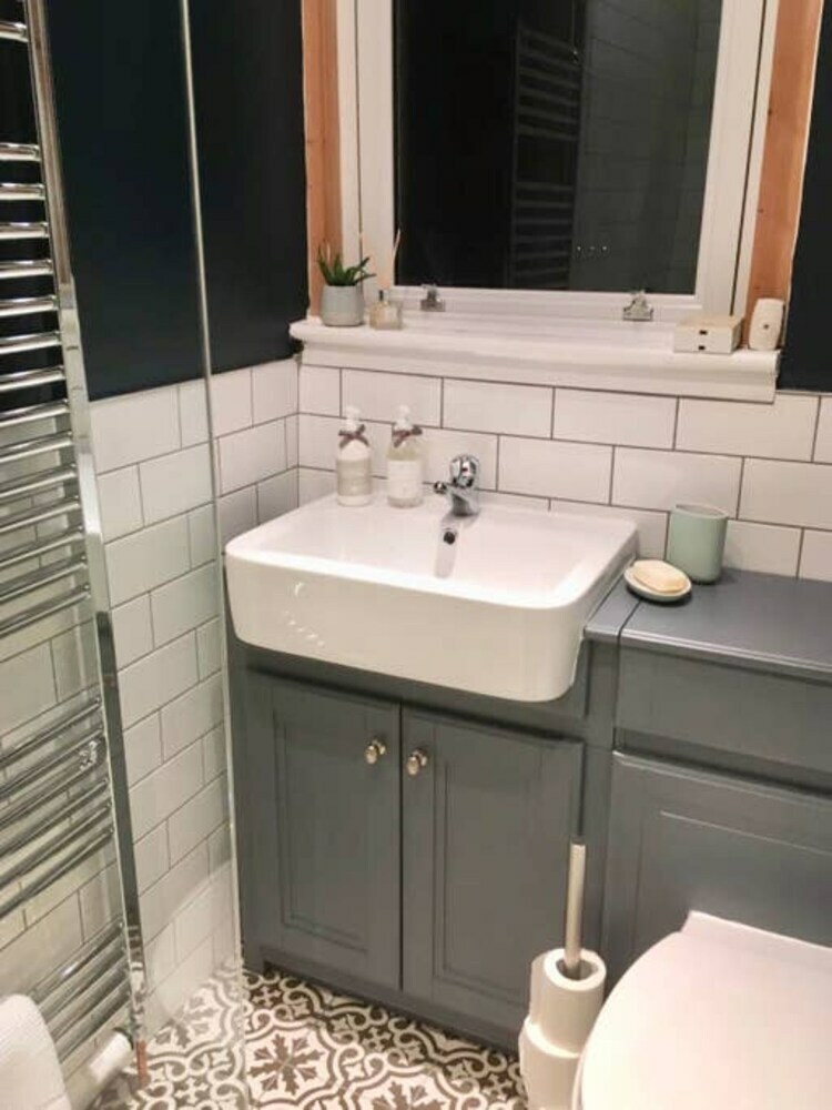 Apartamentos Modern 2 Bedroom Flat In City Centre