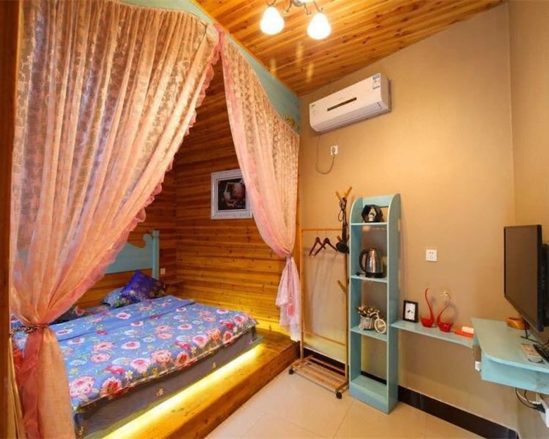 Hotel Congwen House