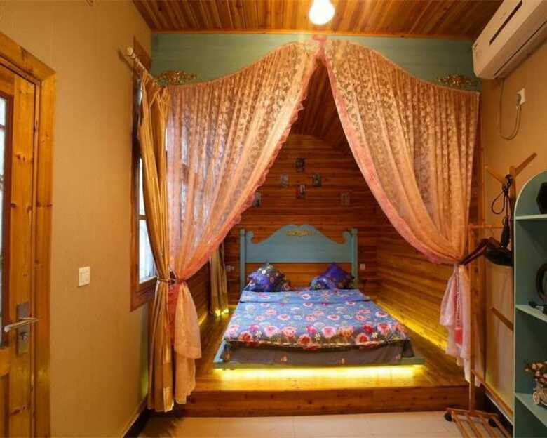 Hotel Congwen House