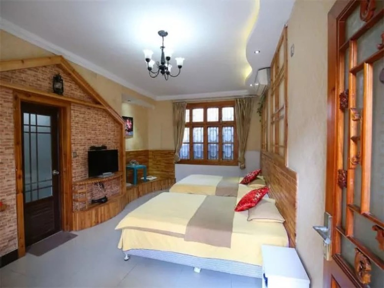 Hotel Congwen House