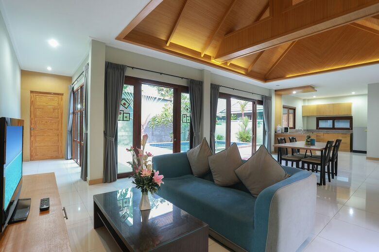 Hotel Rawica Villas Phuket