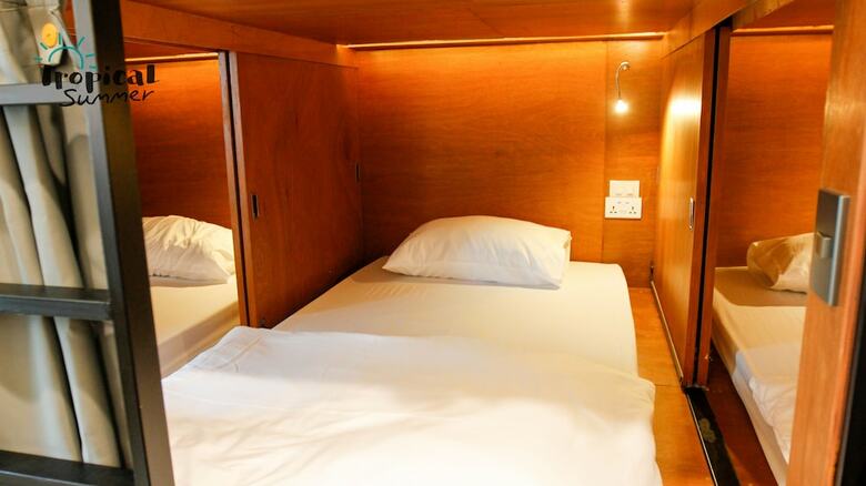 Hostal Tropical Summer Hostel