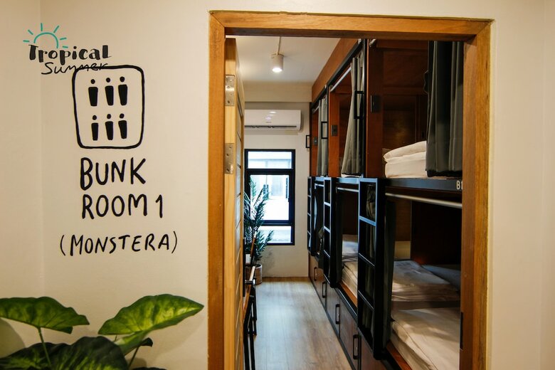 Hostal Tropical Summer Hostel