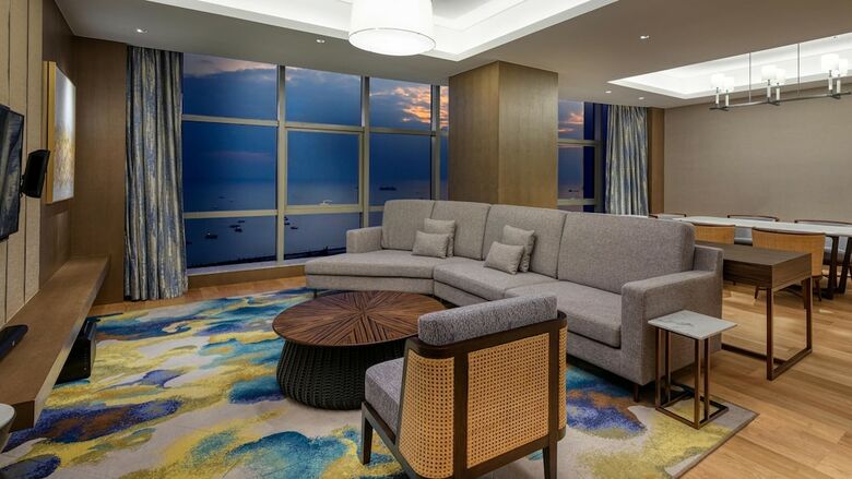 Hotel Crowne Plaza Beihai Silver Beach