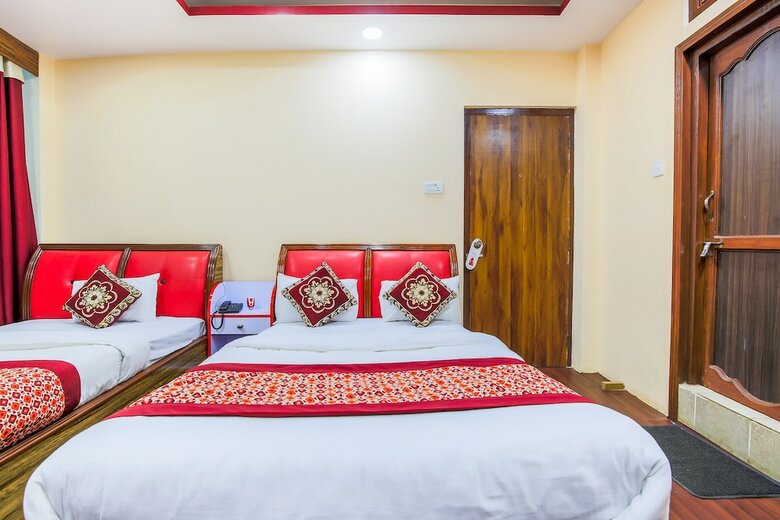Oyo 408 Hotel Taj