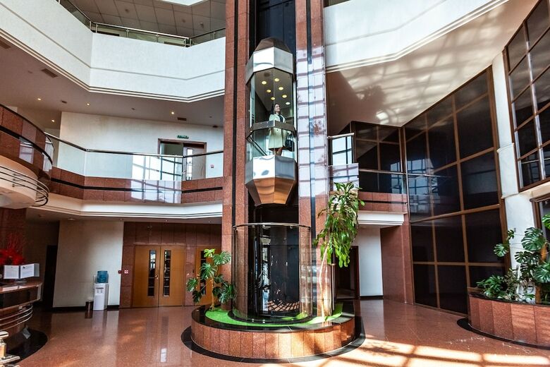 President Hotel Tyumen Center