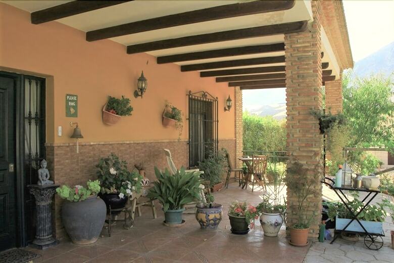Spanish Hideaway Casa Magel B&B