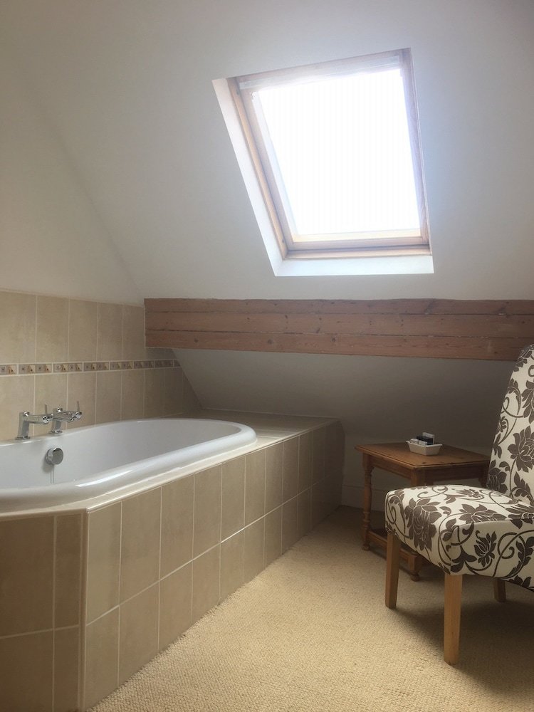 Bed & Breakfast Raven House