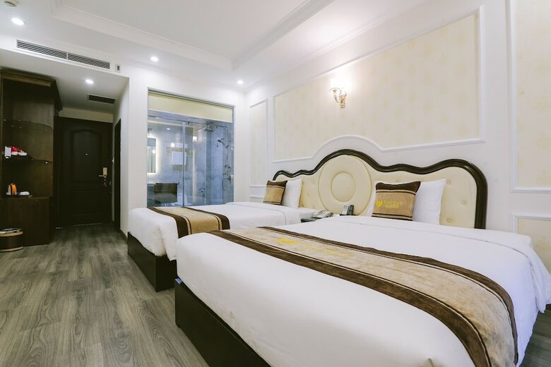 Vincent Halong Hotel