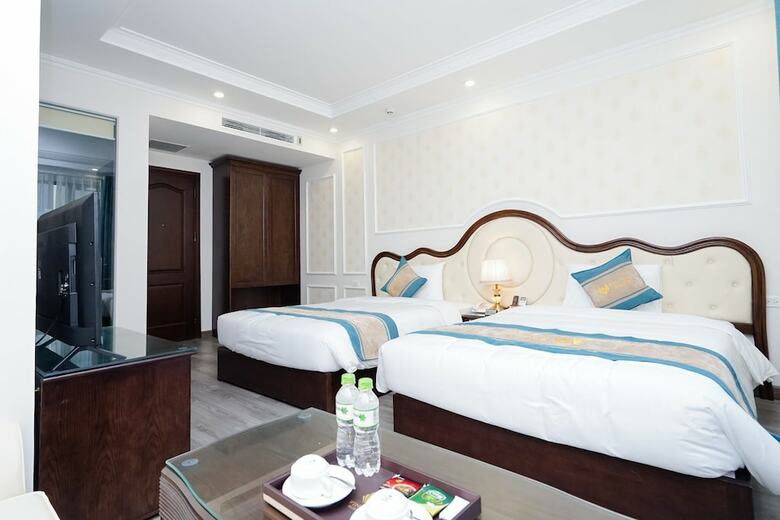 Vincent Halong Hotel