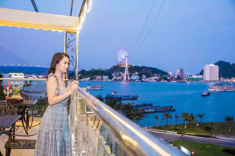 Vincent Halong Hotel