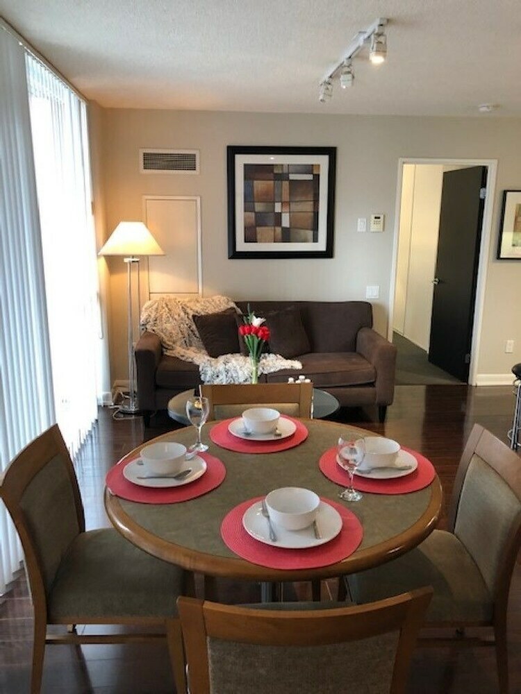 Apartamentos Kashaneh At Minto