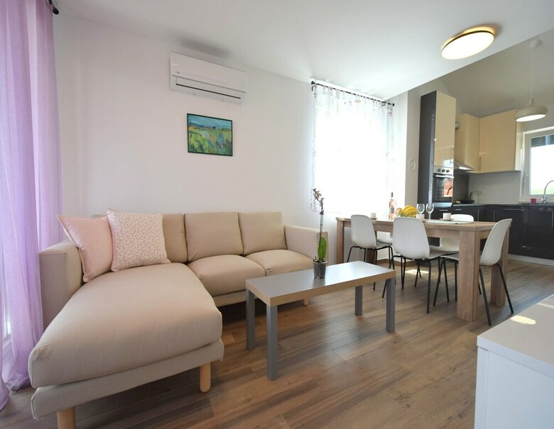 Apartments Medna