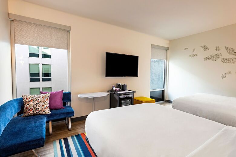 Hotel Aloft Savannah Downtown Historic District