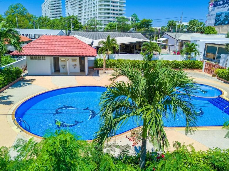 Royal Park Villa