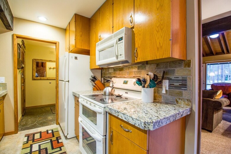 Meadow House Condo 8