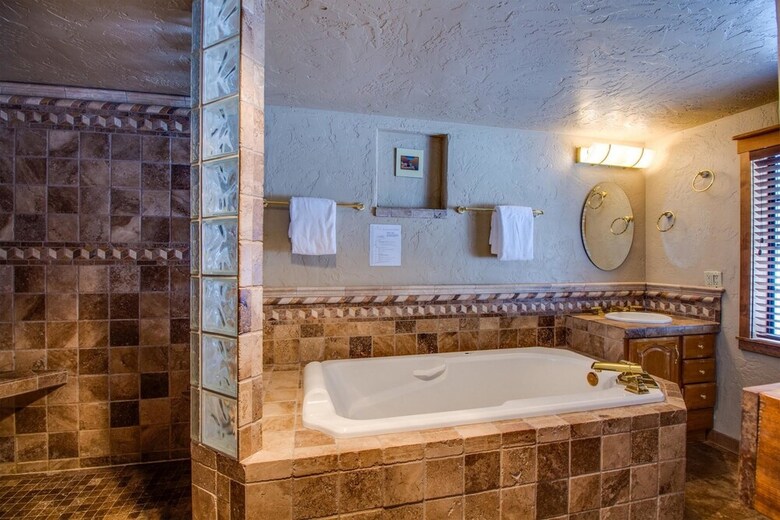 Cabana East Butte 10