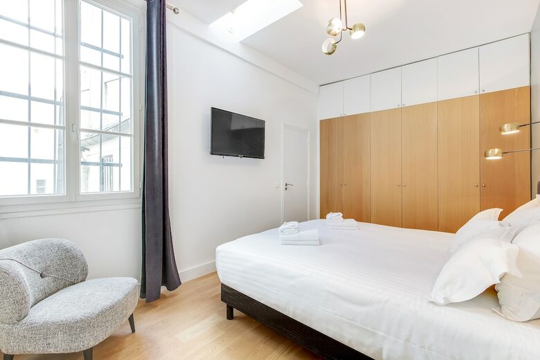 Pick A Flat's Marais Apolline Apartment