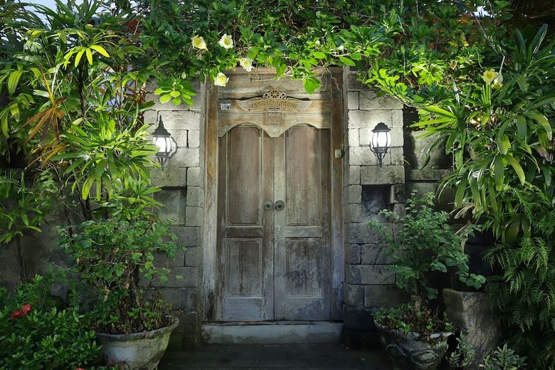 Villa Angel's House