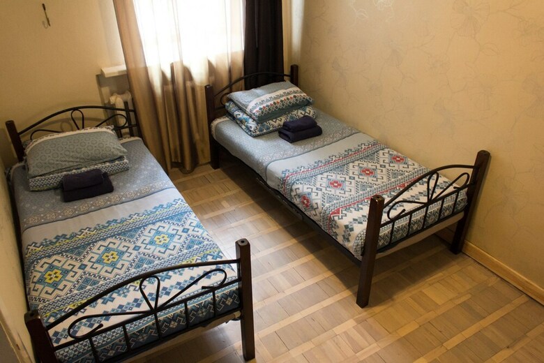 Hostal Riverside & China Town Hostel