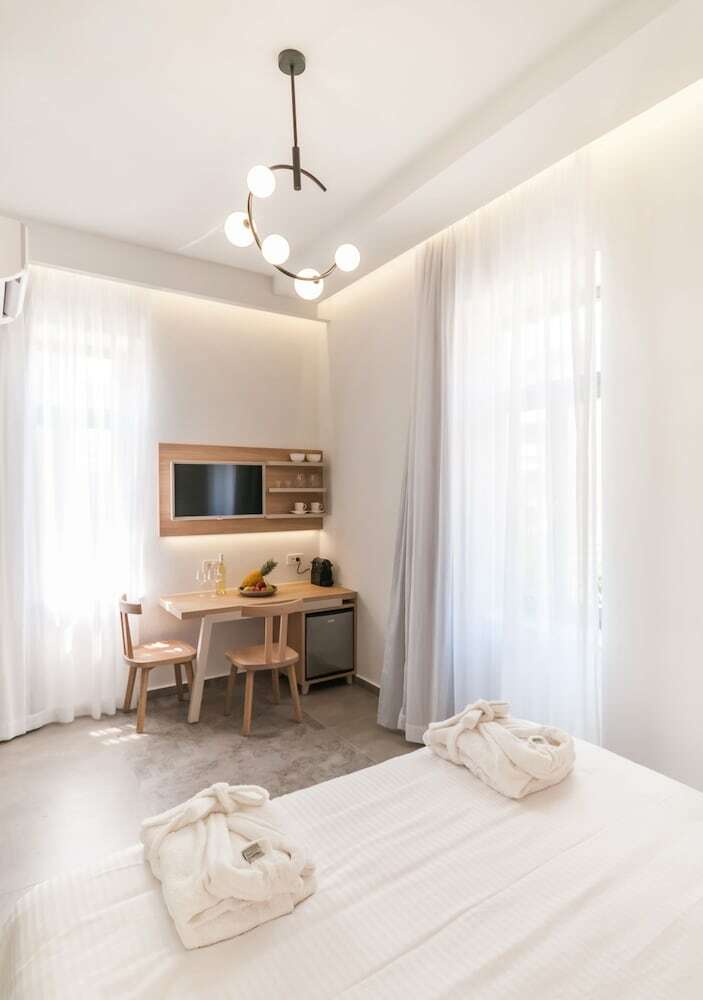 Epavli Boutique Hotel
