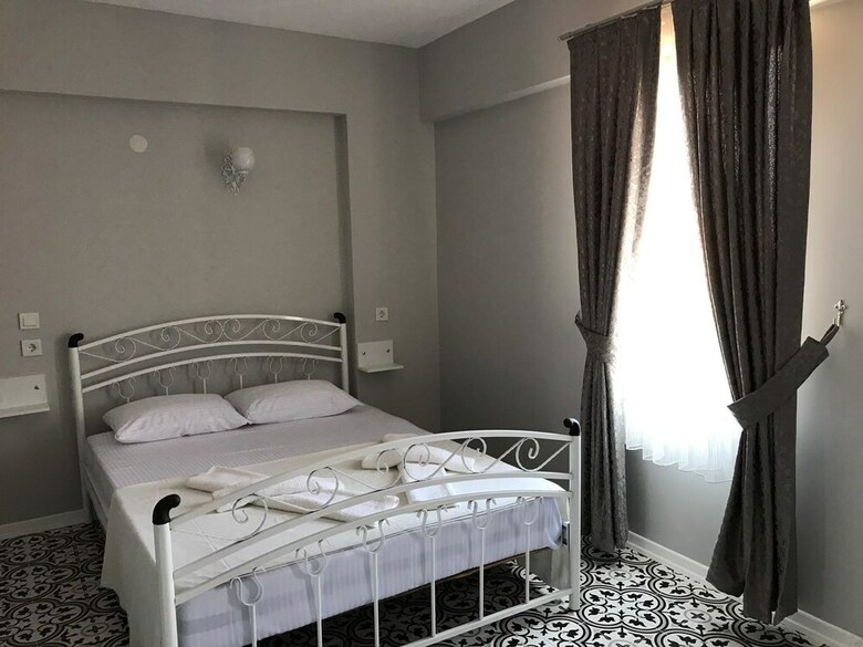 Hotel G�nes Ada Otel
