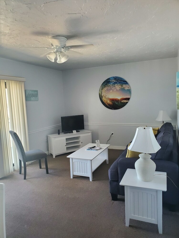 Coastal Waters Inn