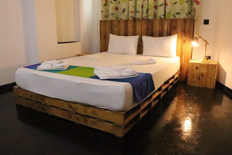 Hostal Miracle City Inn Hostel