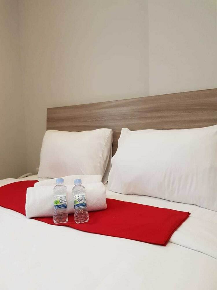 Hostal Pod House Pakubuwono - Hostel