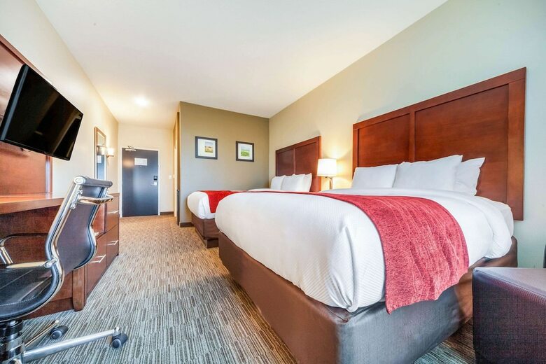 Hotel Comfort Inn & Suites