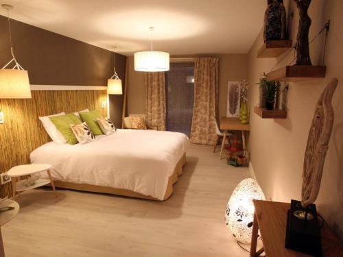 Bed & Breakfast Aux 5 Sens