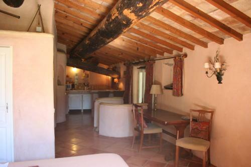Hostal Domaine De La Blaque - B&B