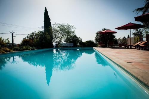 Hostal Chambres D'h�tes Et G�tes Le Mas Bleu & Spa Resort