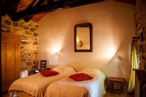Hostal Chambres D'h�tes Et G�tes Le Mas Bleu & Spa Resort