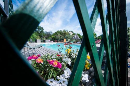 Bed & Breakfast Chambres D'h�tes C�t� C�vennes
