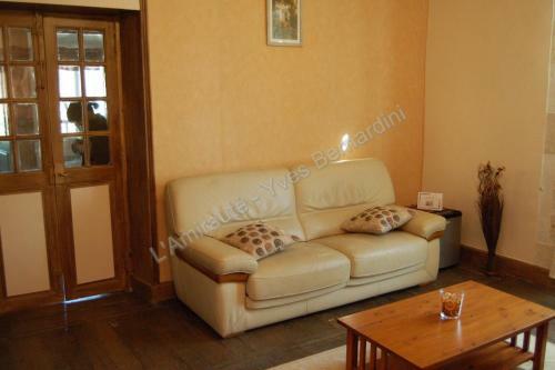 Hostal L'amiraut� Sur Ba�se
