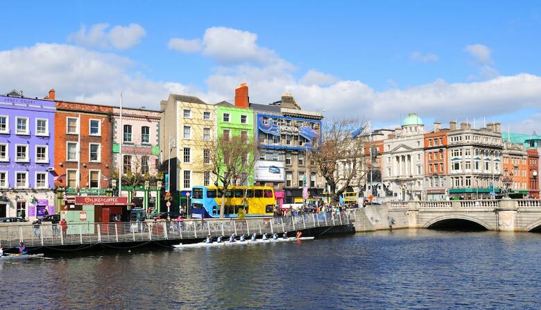 Beautiful Hanover Quay Apartment